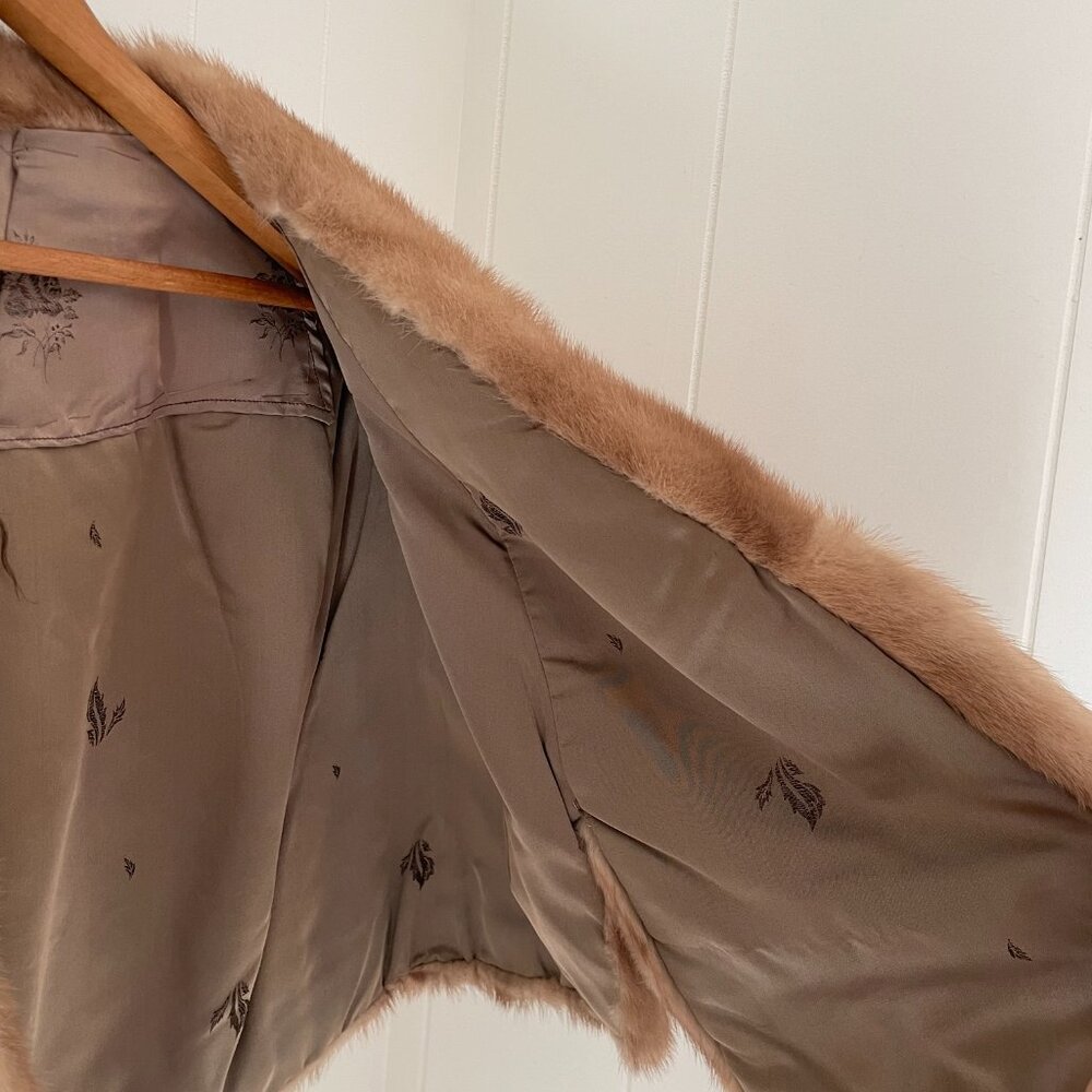 Vintage 1940s Mink Fur Capelet – XS – Exceptional Condition - Picture 7 of 8